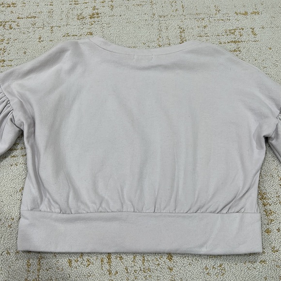 ABOUND CROPPED SWEATSHIRT - Picture 2 of 5